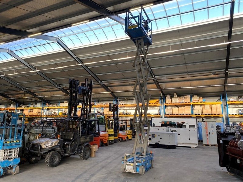 Ножична работна платформа Genie GS 1932 Elektrische Schaarhoogwerker 7.8 meter werkhoogte 304 uur !: снимка 5