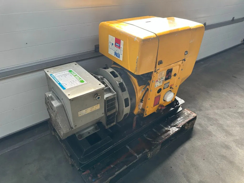 Hatz 2L40CH Stamford 15 kVA Silentpack generatorset - Електрогенератор: снимка 4 Hatz 2L40CH Stamford 15 kVA Silentpack generatorset - Електрогенератор: снимка 4