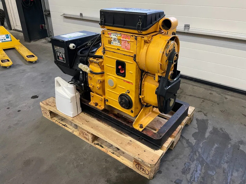 Hatz 2M40H Stamford 25 kVA generatorset - Електрогенератор: снимка 2 Hatz 2M40H Stamford 25 kVA generatorset - Електрогенератор: снимка 2
