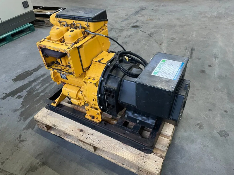 Hatz 2M40H Stamford 25 kVA generatorset - Електрогенератор: снимка 4 Hatz 2M40H Stamford 25 kVA generatorset - Електрогенератор: снимка 4