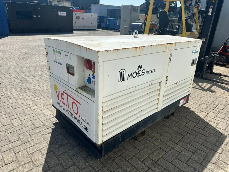 Hatz 3L41C Silentpack 22.5 kVA Silent generatorset - Електрогенератор: снимка 3 Hatz 3L41C Silentpack 22.5 kVA Silent generatorset - Електрогенератор: снимка 3