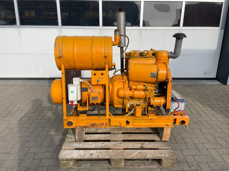 Hatz z108n - 28 kVA complete generatorset! - Електрогенератор: снимка 1 Hatz z108n - 28 kVA complete generatorset! - Електрогенератор: снимка 1