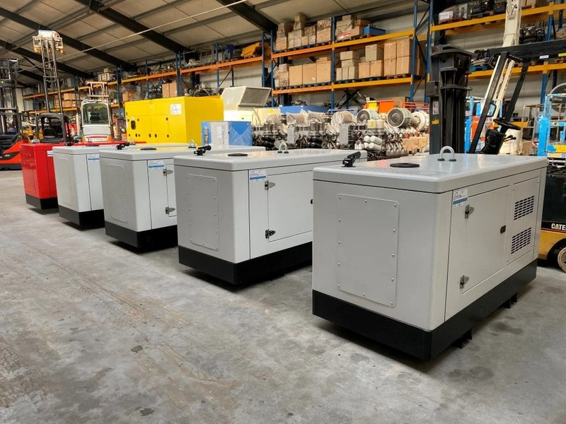 Himoinsa HYW-17 Yanmar Stamford 19 kVA Supersilent Stage 5 Generatorset Nieuw ! - Електрогенератор: снимка 2 Himoinsa HYW-17 Yanmar Stamford 19 kVA Supersilent Stage 5 Generatorset Nieuw ! - Електрогенератор: снимка 2