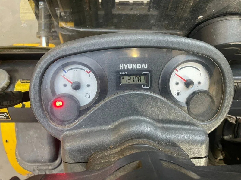 Hyundai 30L-7A 3 ton Triplex Sideshift Positioner LPG Heftruck - Газокар: снимка 4 Hyundai 30L-7A 3 ton Triplex Sideshift Positioner LPG Heftruck - Газокар: снимка 4