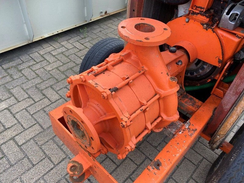 Iveco 8061 I 25.00 Waterpomp Caprari 144 m3 / h 12 Bar Mobiele Beregenings pompset - Водна помпа: снимка 3 Iveco 8061 I 25.00 Waterpomp Caprari 144 m3 / h 12 Bar Mobiele Beregenings pompset - Водна помпа: снимка 3