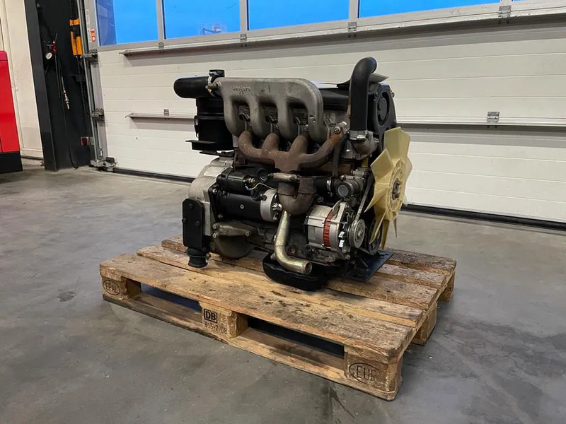 Iveco 8141 Diesel Motor 4 cilinder 53 kW / 74 PK Diesel Engine - Двигател за Подемно-транспортна техника: снимка 3 Iveco 8141 Diesel Motor 4 cilinder 53 kW / 74 PK Diesel Engine - Двигател за Подемно-транспортна техника: снимка 3