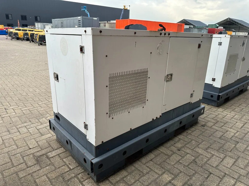 Електрогенератор Iveco FPT F32 AM1A Leroy Somer 32 kVA Silent generatorset 21 hours !: снимка 13