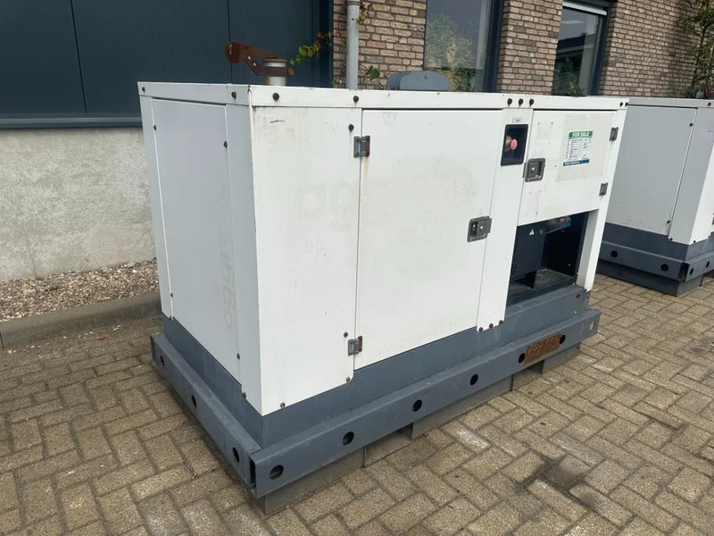 Електрогенератор Iveco FPT F32 AM1A Leroy Somer 32 kVA Silent generatorset 92 hours !: снимка 5