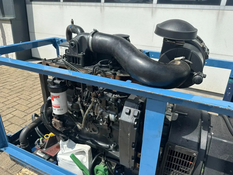 Iveco FPT NEF 45 AM1A.S500 Stamford 50 kVA generatorset - Електрогенератор: снимка 4 Iveco FPT NEF 45 AM1A.S500 Stamford 50 kVA generatorset - Електрогенератор: снимка 4