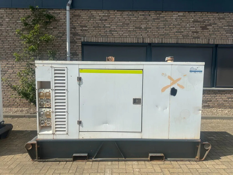 Iveco FPT NEF45 SM1A.A004 Stamford 60 kVA Silent Renrtal generatorset - Електрогенератор: снимка 1 Iveco FPT NEF45 SM1A.A004 Stamford 60 kVA Silent Renrtal generatorset - Електрогенератор: снимка 1