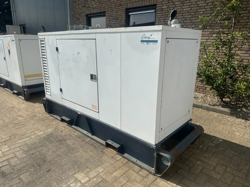Iveco FPT NEF45 SM1A.A004 Stamford 60 kVA Silent Rental generatorset - Електрогенератор: снимка 5 Iveco FPT NEF45 SM1A.A004 Stamford 60 kVA Silent Rental generatorset - Електрогенератор: снимка 5
