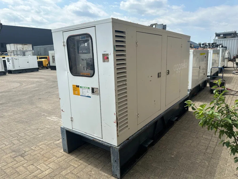Електрогенератор Iveco FPT Stamford 125 kVA Silent Rental generatorset: снимка 10