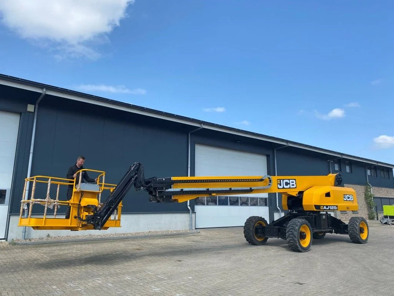 JCB AJ125D Diesel Telescoop Hoogwerker 40 Meter Werkhoogte as New ! - Телескопична платформа: снимка 2 JCB AJ125D Diesel Telescoop Hoogwerker 40 Meter Werkhoogte as New ! - Телескопична платформа: снимка 2
