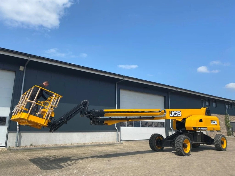 JCB AJ125D Diesel Telescoop Hoogwerker 40 Meter Werkhoogte as New ! - Телескопична платформа: снимка 3 JCB AJ125D Diesel Telescoop Hoogwerker 40 Meter Werkhoogte as New ! - Телескопична платформа: снимка 3