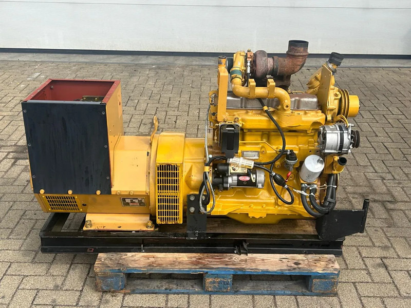 John Deere 4039 TF Stamford 75 kVA generatorset - Електрогенератор: снимка 1 John Deere 4039 TF Stamford 75 kVA generatorset - Електрогенератор: снимка 1