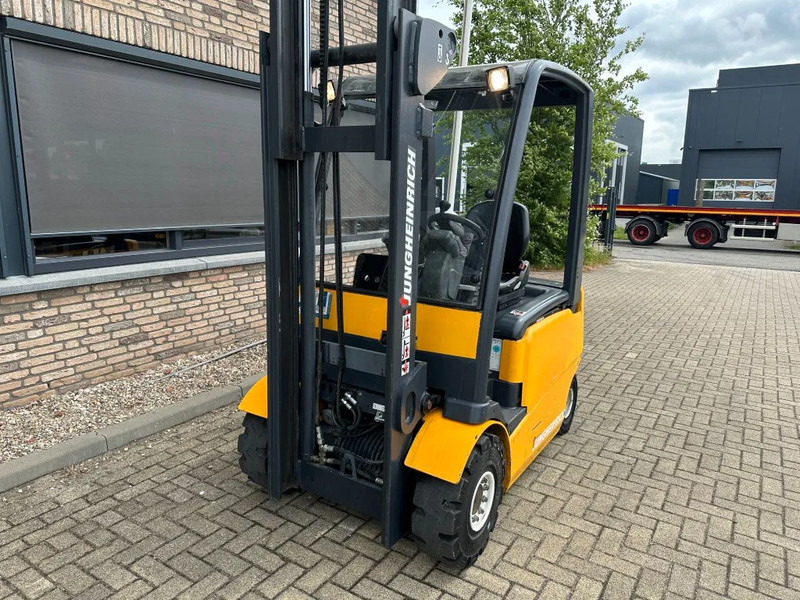 Jungheinrich EFG 425 K 2.5 ton Triplex Freelift Sideshift Elektra Heftruck - Електрокар: снимка 3 Jungheinrich EFG 425 K 2.5 ton Triplex Freelift Sideshift Elektra Heftruck - Електрокар: снимка 3
