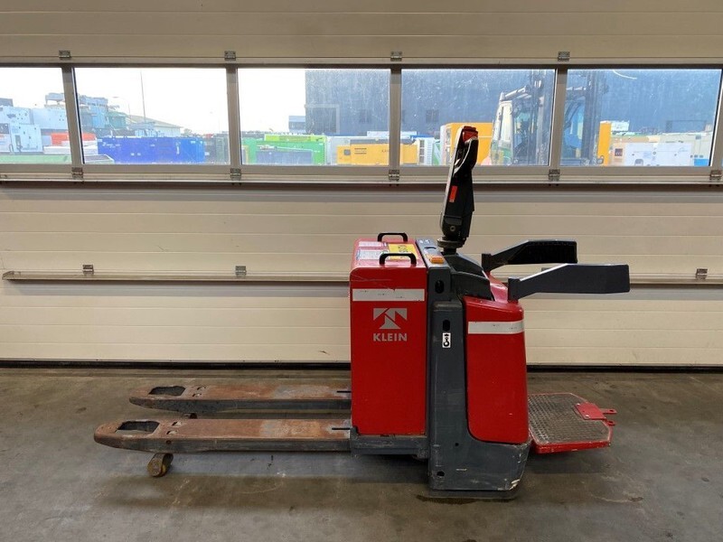 Jungheinrich ERE 20 2 ton Elektrische Pallet truck meerijder - Палетна количка: снимка 1 Jungheinrich ERE 20 2 ton Elektrische Pallet truck meerijder - Палетна количка: снимка 1