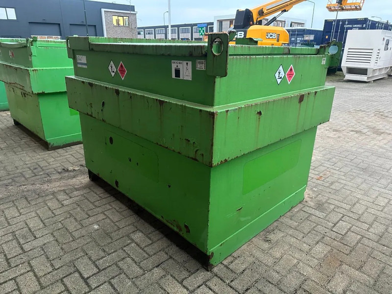 Резервоар за съхранение Kiwa IBC Steenbergen 2000 liter Dieseltank met handpomp Milieutank: снимка 13 Резервоар за съхранение Kiwa IBC Steenbergen 2000 liter Dieseltank met handpomp Milieutank: снимка 13