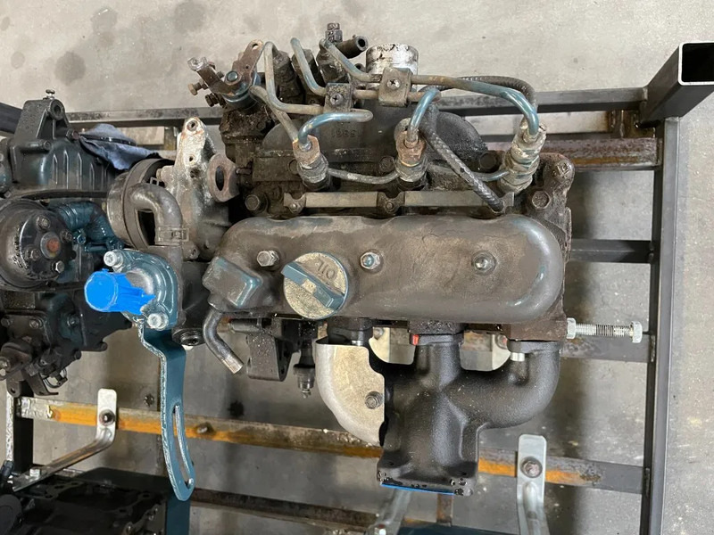 Kubota D722 dieselmotor 3 cilinder 18 PK (4stuks!) - Двигател за Подемно-транспортна техника: снимка 4 Kubota D722 dieselmotor 3 cilinder 18 PK (4stuks!) - Двигател за Подемно-транспортна техника: снимка 4