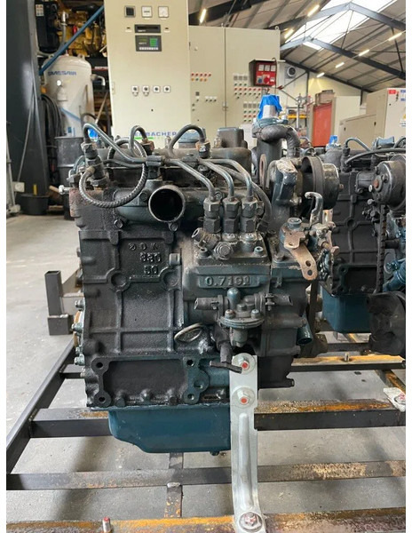 Kubota D722 dieselmotor 3 cilinder 18 PK (4stuks!) - Двигател за Подемно-транспортна техника: снимка 5 Kubota D722 dieselmotor 3 cilinder 18 PK (4stuks!) - Двигател за Подемно-транспортна техника: снимка 5