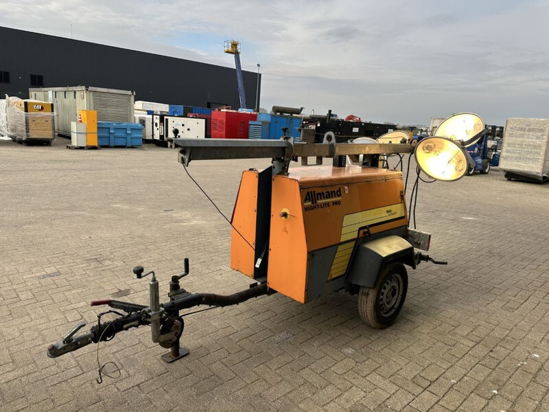 Осветителна кула Kubota D905 Allmand Mobiele Lichtmast Aggregaat Light Tower 8.1 meter: снимка 16