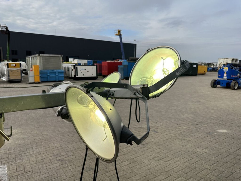 Осветителна кула Kubota D905 Allmand Mobiele Lichtmast Aggregaat Light Tower 8.1 meter: снимка 15