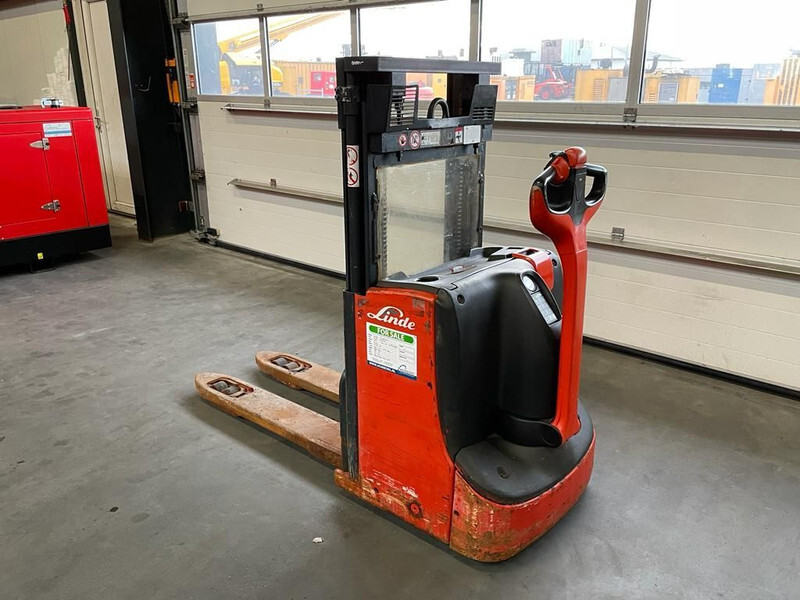 Linde D08 Stapelaar 1.8 ton 210 cm Hefhoogte Stapelaar - Стакер: снимка 2 Linde D08 Stapelaar 1.8 ton 210 cm Hefhoogte Stapelaar - Стакер: снимка 2