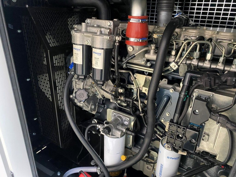 Нови Електрогенератор Perkins 1106D-E70TAG3 Stamford 165 kVA Silent generatorset New !: снимка 19 Нови Електрогенератор Perkins 1106D-E70TAG3 Stamford 165 kVA Silent generatorset New !: снимка 19