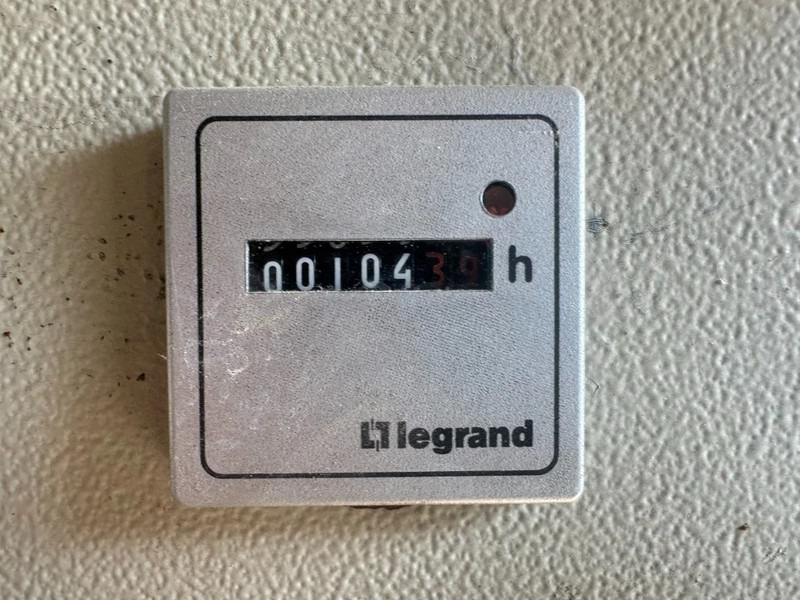 Електрогенератор Perkins 2006 TAG Leroy Somer 300 kVA generatorset in container ex Emergency ! 104 hours: снимка 6