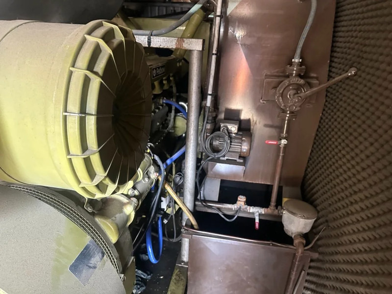 Електрогенератор Perkins 2006 TAG Leroy Somer 300 kVA generatorset in container ex Emergency ! 104 hours: снимка 10