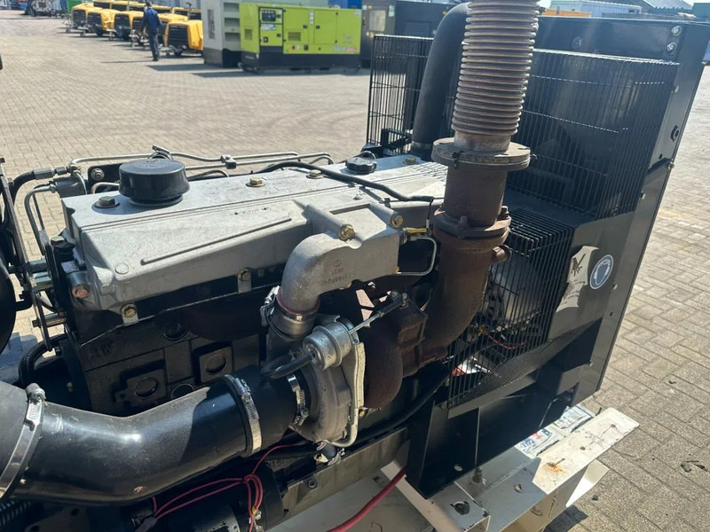 Perkins Stamford 100 kVA noodstroom generatorset - Електрогенератор: снимка 5 Perkins Stamford 100 kVA noodstroom generatorset - Електрогенератор: снимка 5
