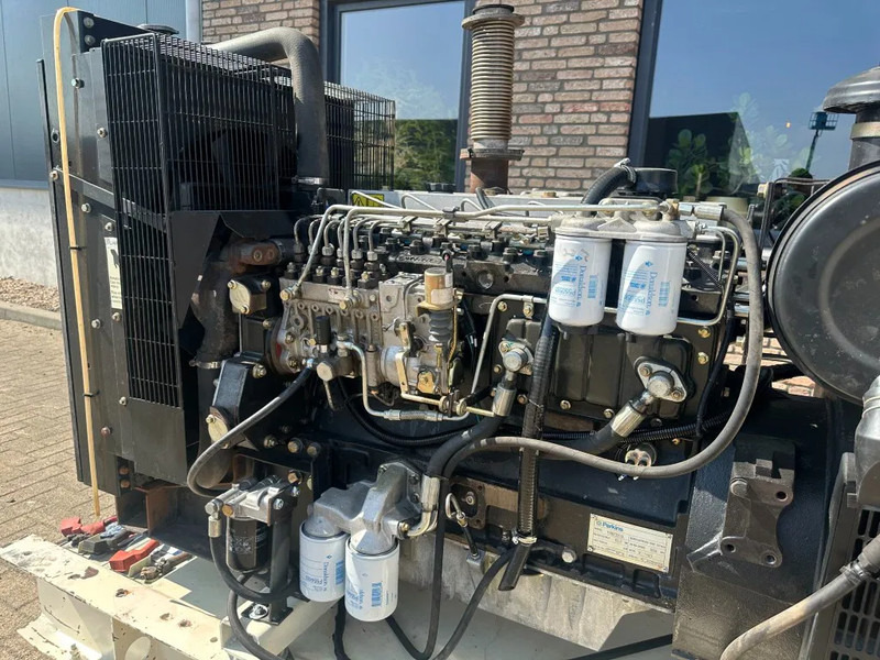 Perkins Stamford 100 kVA noodstroom generatorset - Електрогенератор: снимка 3 Perkins Stamford 100 kVA noodstroom generatorset - Електрогенератор: снимка 3