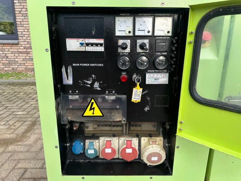 Pramac GSW22 Yanmar Mecc Alte Spa 22 kVA Silent generatorset - Електрогенератор: снимка 2 Pramac GSW22 Yanmar Mecc Alte Spa 22 kVA Silent generatorset - Електрогенератор: снимка 2
