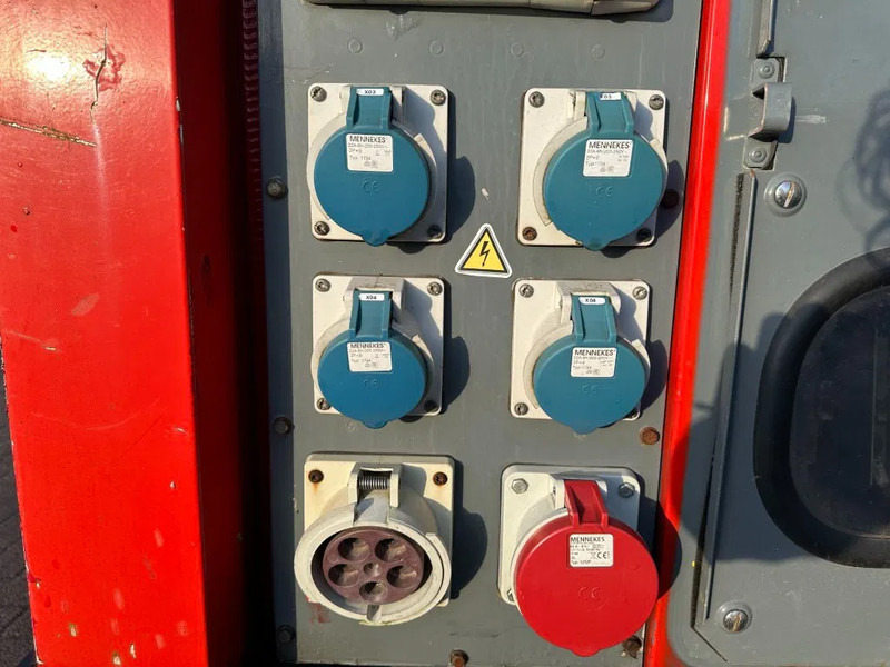 Електрогенератор SDMO R110 C3 John Deere Leroy Somer 110 kVA Silent Rental generatorset Stage 3A: снимка 8 Електрогенератор SDMO R110 C3 John Deere Leroy Somer 110 kVA Silent Rental generatorset Stage 3A: снимка 8