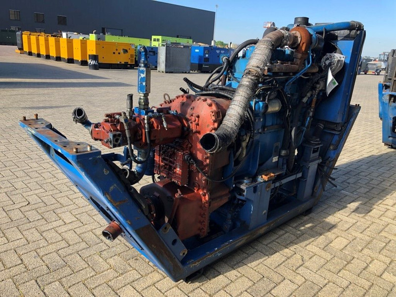Двигател Sisu Valmet Diesel 74.234 ETA 181 HP diesel enine with ZF gearbox: снимка 9