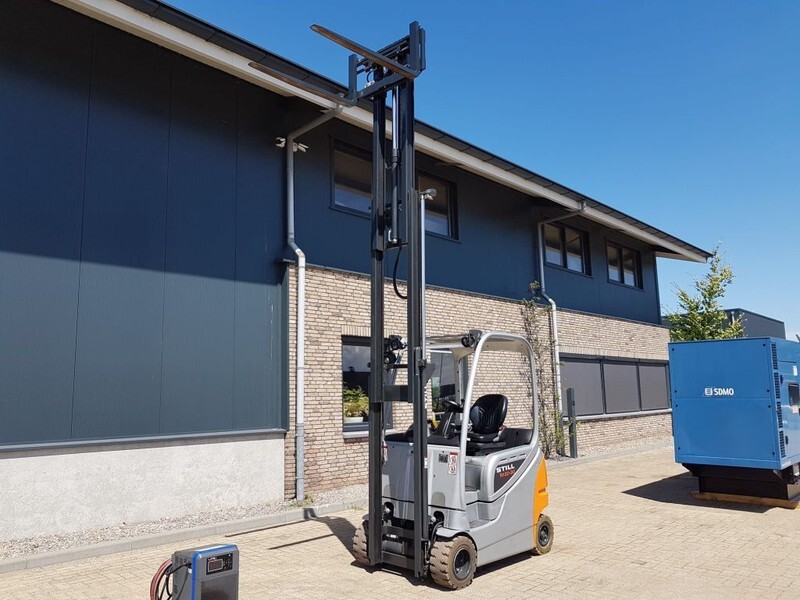 Still RX 20-20 2 ton Triplex Freelift Sideshift Elektra Heftruck - Електрокар: снимка 3 Still RX 20-20 2 ton Triplex Freelift Sideshift Elektra Heftruck - Електрокар: снимка 3