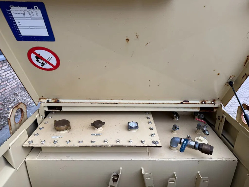 Морски контейнер Tolsma Kiwa IBC 1150 liter Dieseltank Milieutank: снимка 11