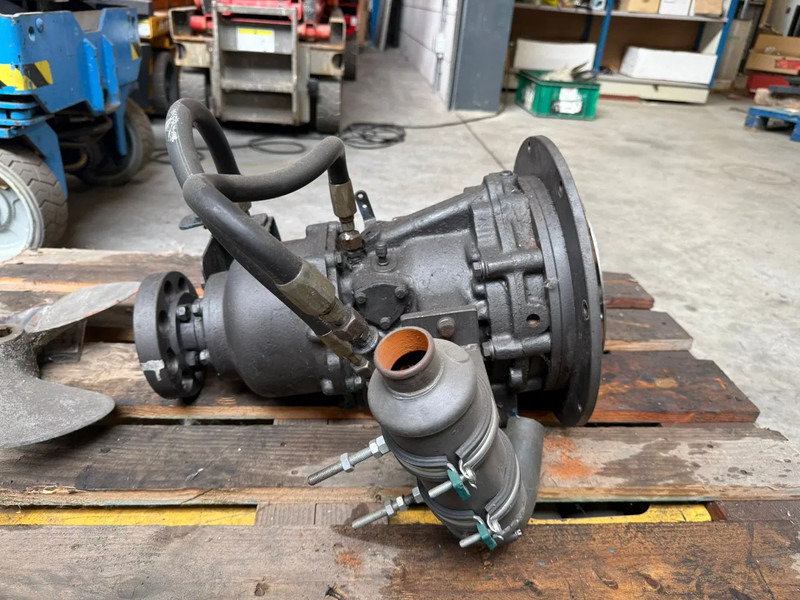 Velvet Drive AS3 70C Keerkoppeling Ratio 2.10:1 Gearbox - Двигател за Подемно-транспортна техника: снимка 4 Velvet Drive AS3 70C Keerkoppeling Ratio 2.10:1 Gearbox - Двигател за Подемно-транспортна техника: снимка 4