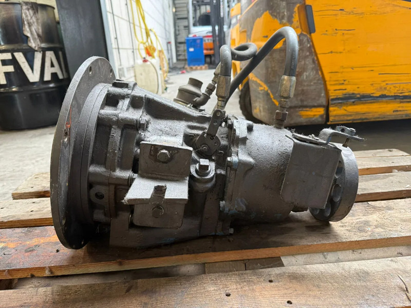 Velvet Drive AS3 70C Keerkoppeling Ratio 2.10:1 Gearbox - Двигател за Подемно-транспортна техника: снимка 2 Velvet Drive AS3 70C Keerkoppeling Ratio 2.10:1 Gearbox - Двигател за Подемно-транспортна техника: снимка 2