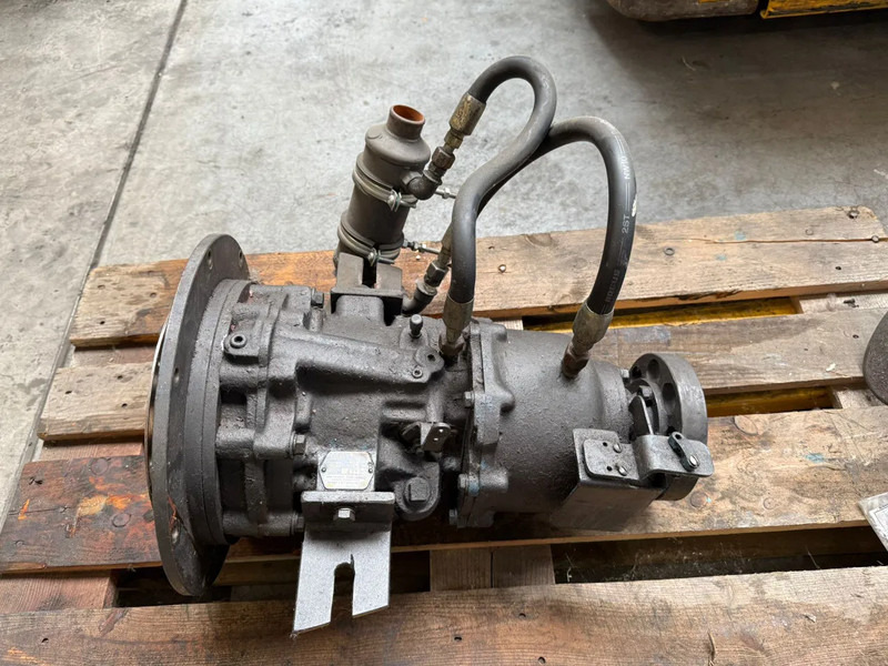 Velvet Drive AS3 70C Keerkoppeling Ratio 2.10:1 Gearbox - Двигател за Подемно-транспортна техника: снимка 1 Velvet Drive AS3 70C Keerkoppeling Ratio 2.10:1 Gearbox - Двигател за Подемно-транспортна техника: снимка 1