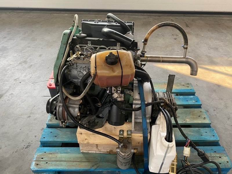 Volkswagen 068.2/M344 Marine Diesel motor 33 kW / 45 PK met keerkoppeling - Двигател за Подемно-транспортна техника: снимка 2 Volkswagen 068.2/M344 Marine Diesel motor 33 kW / 45 PK met keerkoppeling - Двигател за Подемно-транспортна техника: снимка 2