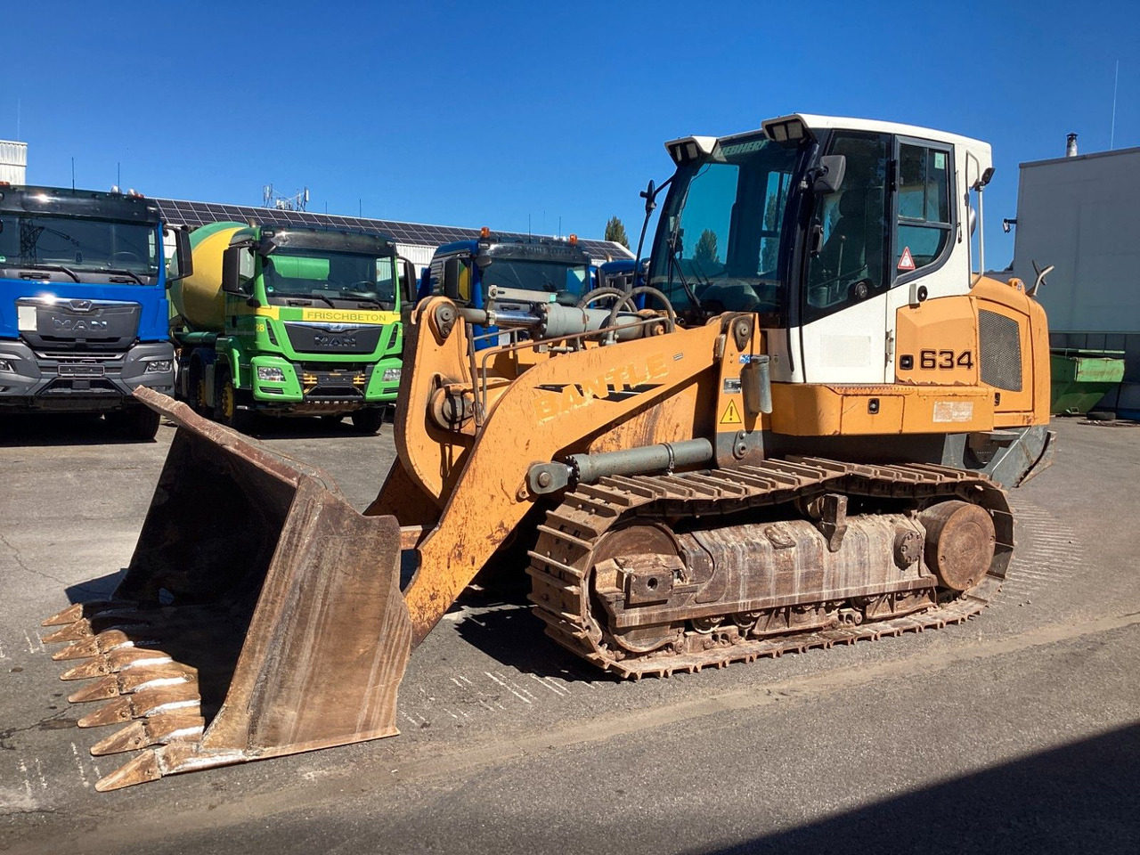 Liebherr LR 634 Laderaupe Klima - Булдозер: снимка 1 Liebherr LR 634 Laderaupe Klima - Булдозер: снимка 1