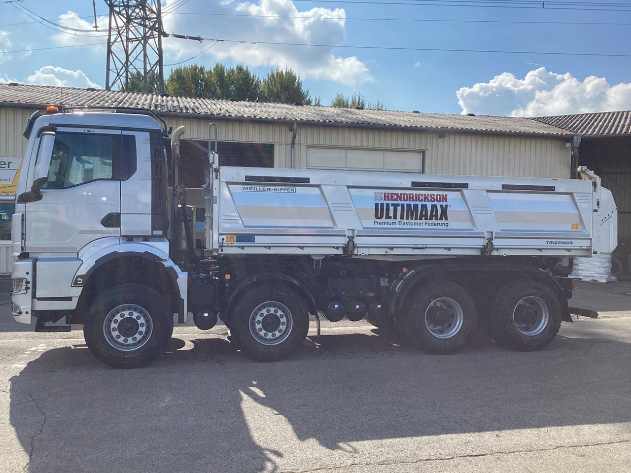 MAN TGS 35.520 8x4 Intarder Meiller Bordmatik Hendri - Самосвал камион: снимка 3 MAN TGS 35.520 8x4 Intarder Meiller Bordmatik Hendri - Самосвал камион: снимка 3