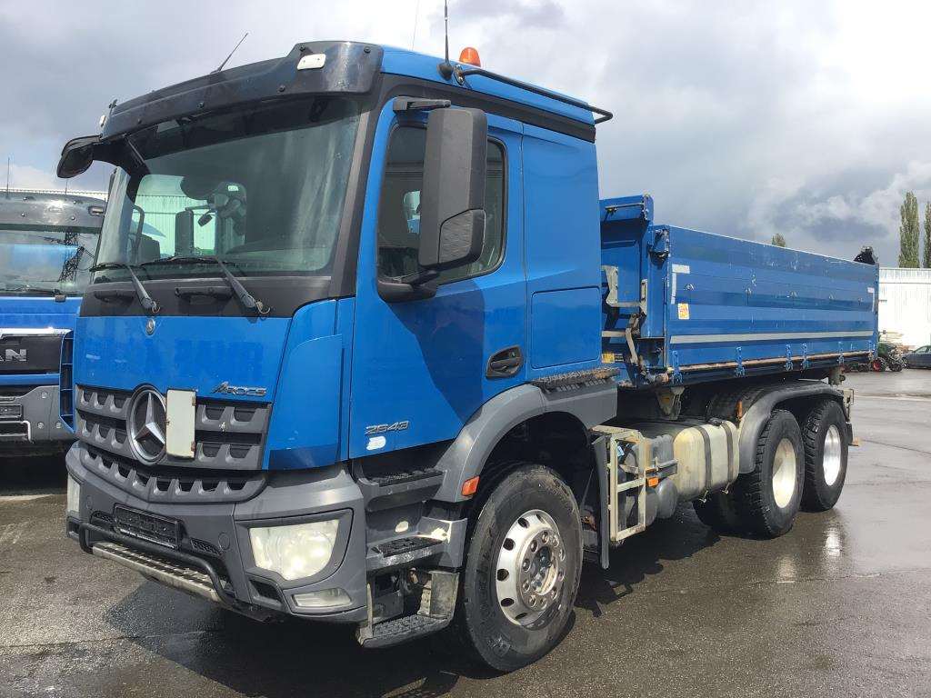 Mercedes Benz Arocs 2643 6×4 Euro 6 - Самосвал камион: снимка 1 Mercedes Benz Arocs 2643 6×4 Euro 6 - Самосвал камион: снимка 1