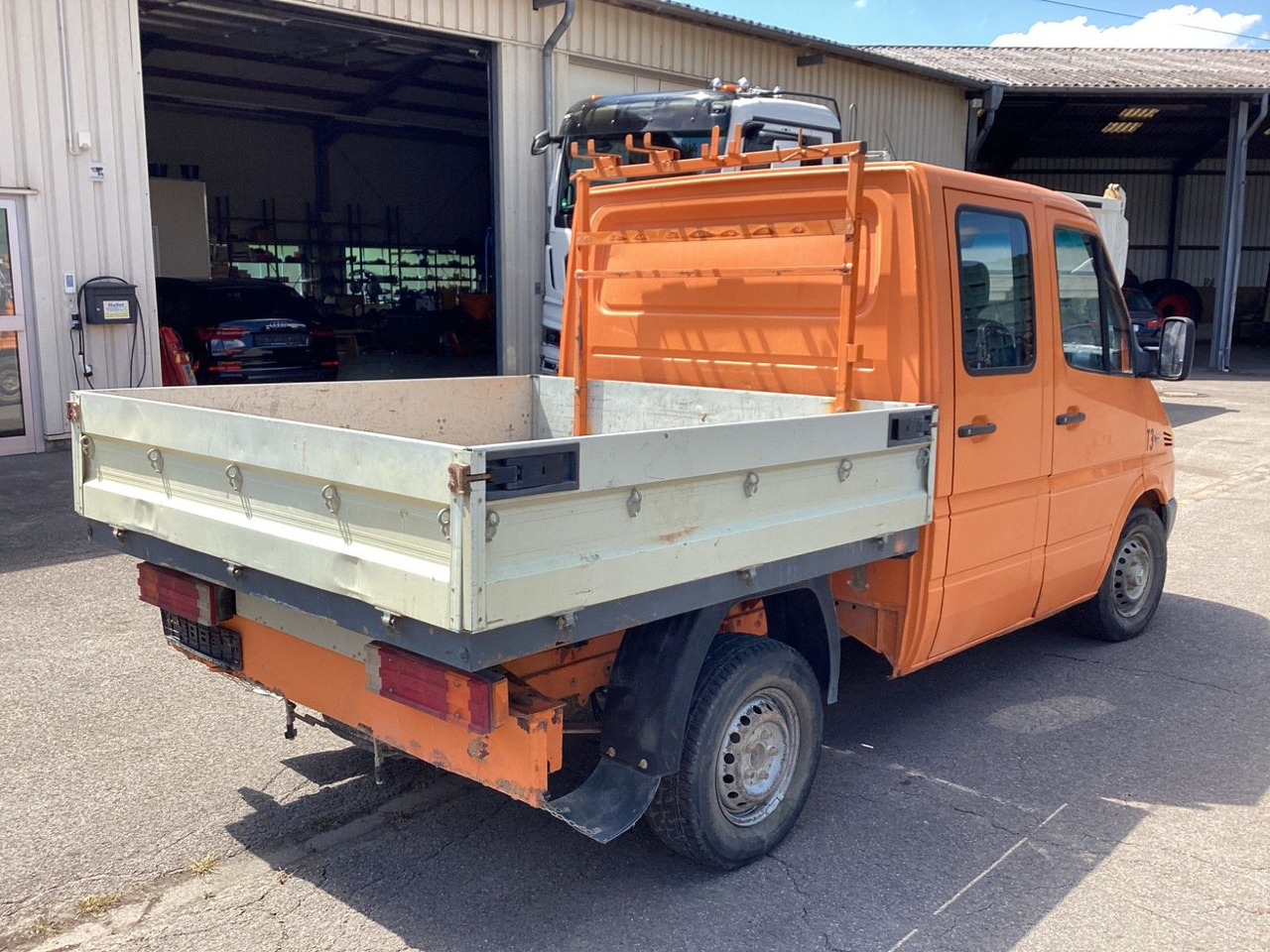 Mercedes-Benz Sprinter Pritsche Doka 211 CDI - Бордови бус, Бус с двойна кабина: снимка 4 Mercedes-Benz Sprinter Pritsche Doka 211 CDI - Бордови бус, Бус с двойна кабина: снимка 4