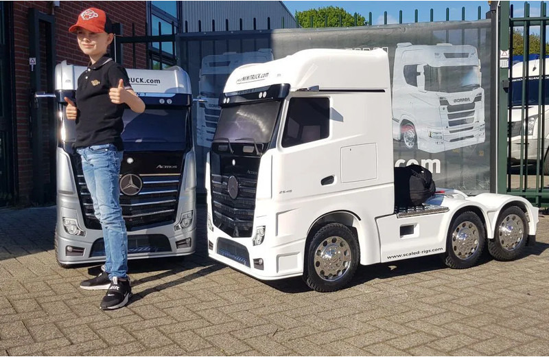 Scania 770ST V8 NGS SCANIA S770 - Влекач: снимка 4 Scania 770ST V8 NGS SCANIA S770 - Влекач: снимка 4