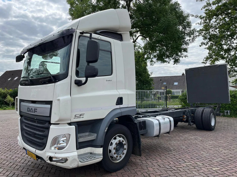 DAF CF 260 CF 260 FA CHASSIS CABINE EURO 6 - Шаси кабина: снимка 1 DAF CF 260 CF 260 FA CHASSIS CABINE EURO 6 - Шаси кабина: снимка 1