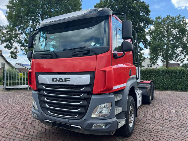 DAF CF 530 FAT intarder - Камион фургон: снимка 2 DAF CF 530 FAT intarder - Камион фургон: снимка 2