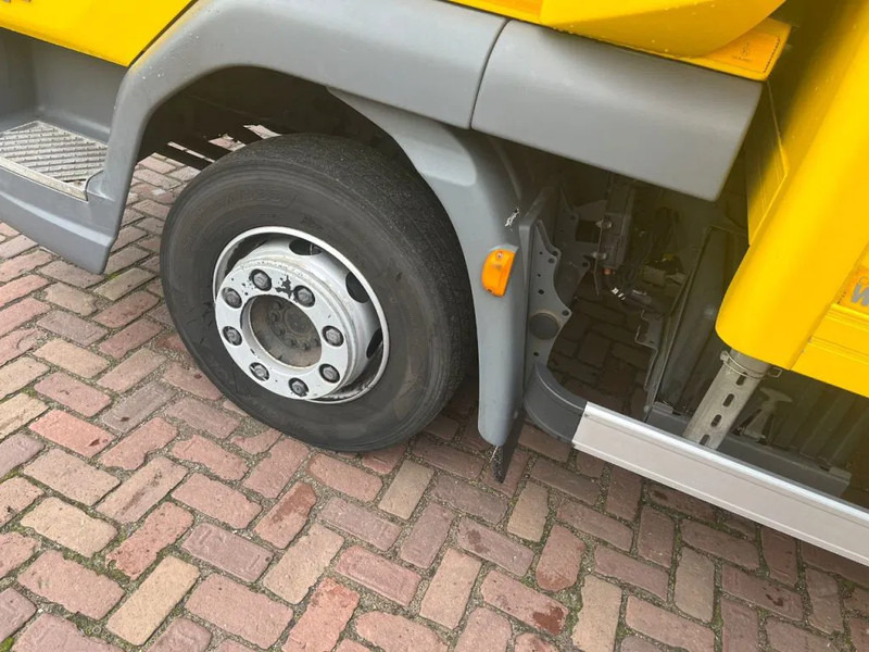Камион фургон DAF LF 210 FA 12 TN: снимка 10