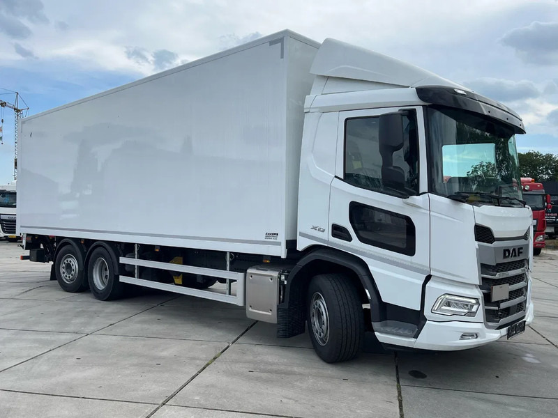 DAF XD 340 FAN 6x2 - Камион фургон: снимка 1 DAF XD 340 FAN 6x2 - Камион фургон: снимка 1